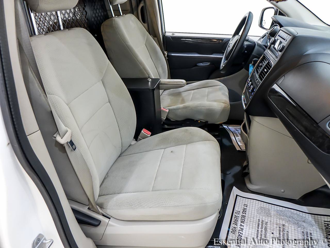 Used 2013 RAM C/V Tradesman FWD image 18