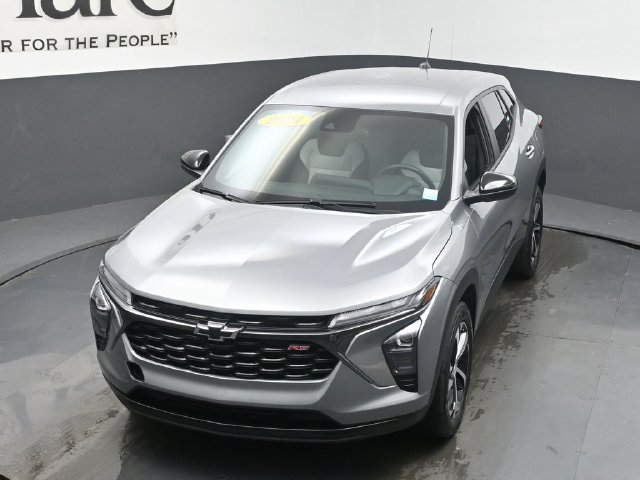 Used 2024 Chevrolet Trax RS w/ Driver Confidence Package FWD image 50
