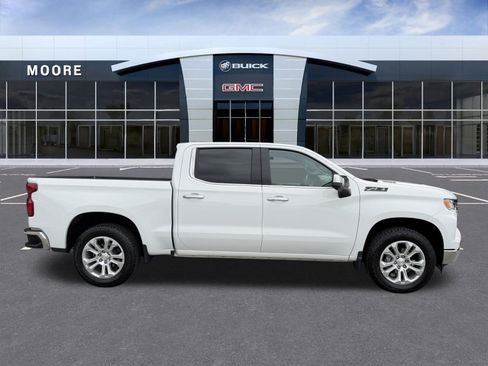 Used 2023 Chevrolet Silverado 1500 LTZ w/ LTZ Premium Package AWD/4WD image 2
