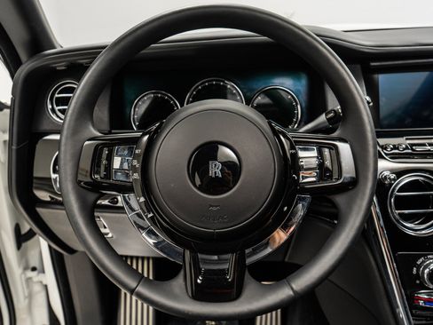 Used 2020 Rolls-Royce Cullinan image 15