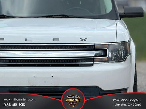 Used 2014 Ford Flex SE FWD image 12