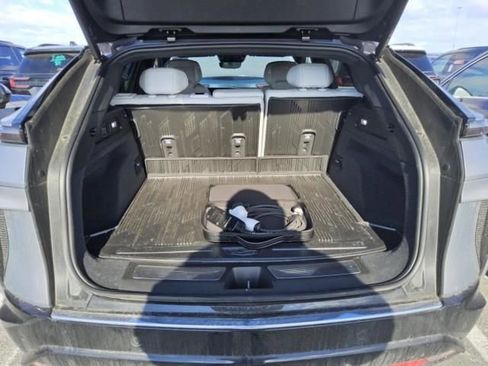 Used 2025 Cadillac Lyriq Luxury image 9