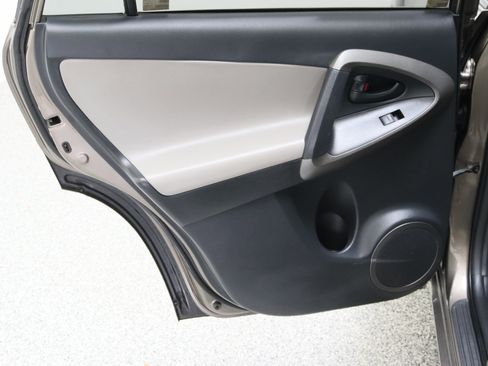 Used 2011 Toyota RAV4 Limited w/ Limited Extra Value Pkg FWD image 26