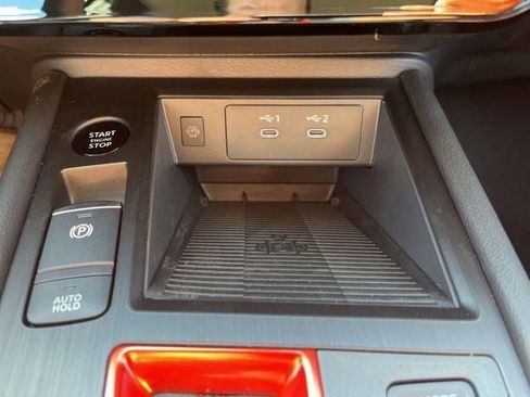 New 2026 Nissan Kicks SR image 27