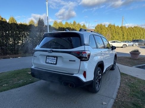 New 2025 Subaru Forester Limited image 4