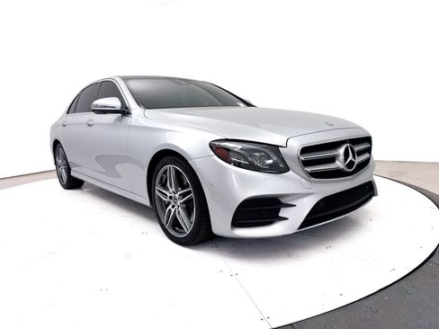 Used 2019 Mercedes-Benz E 300 4MATIC image 14
