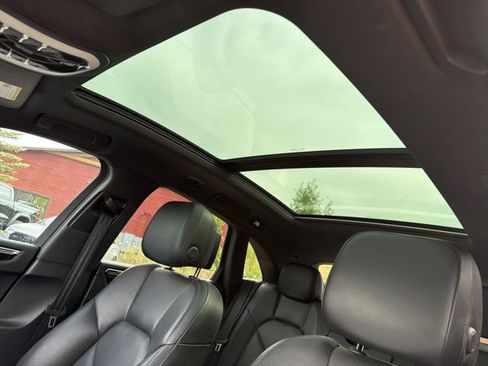 Used 2016 Porsche Macan S AWD/4WD image 29