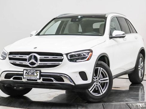 Certified 2022 Mercedes-Benz GLC 300 image 1