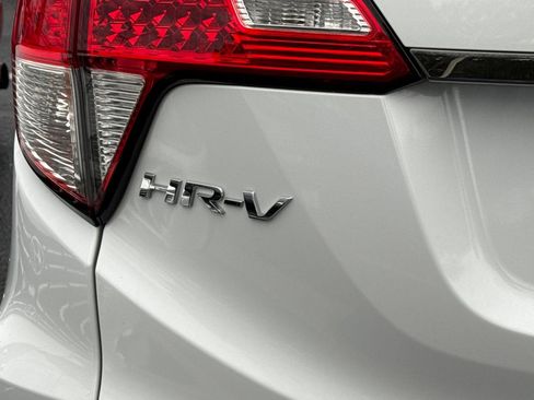 Certified 2022 Honda HR-V EX image 13