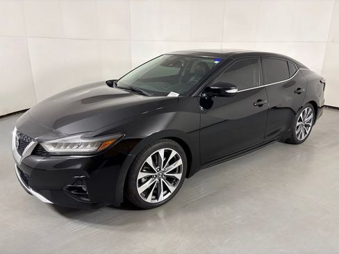 Used 2020 Nissan Maxima Platinum w/ Sport Mat Group FWD image 4