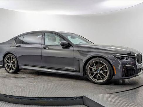 Used 2021 BMW 740i xDrive w/ Autobahn Package AWD/4WD image 11