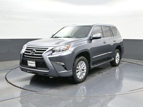 Used 2018 Lexus GX 460 AWD/4WD image 30