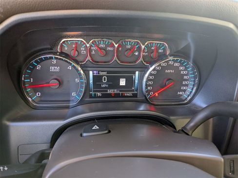 Used 2018 GMC Sierra 1500 SLT w/ SLT Premium Package image 17