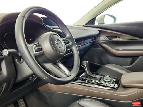 Used 2022 MAZDA CX-30 AWD 2.5 S w/ Premium Package image 11