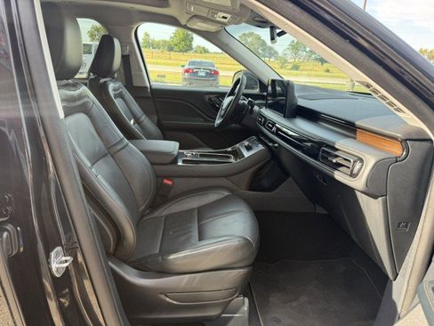 Used 2025 Lincoln Aviator Reserve w/ Illumination Package RWD image 7