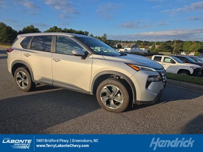 Used 2024 Nissan Rogue SV
