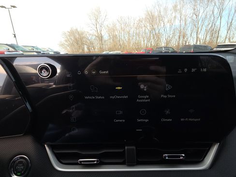 New 2026 Chevrolet Equinox LT w/ Convenience Package II image 21