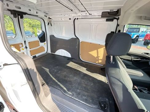 Used 2023 Ford Transit Connect XL FWD image 19