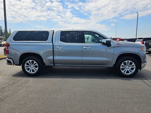 Used 2025 Chevrolet Silverado 1500 LTZ w/ LTZ Premium Package AWD/4WD image 2