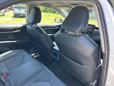 Used 2023 Toyota Camry SE image 40