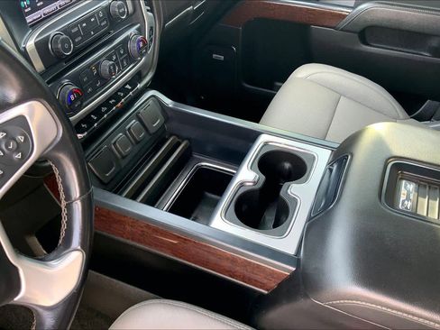 Used 2018 GMC Sierra 3500 SLT w/ Duramax Plus Package image 17