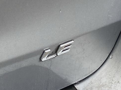 Used 2013 Toyota Sienna LE w/ Towing Pkg image 5