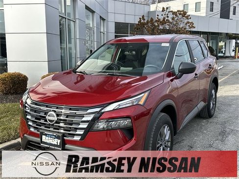 Certified 2025 Nissan Rogue S image 1