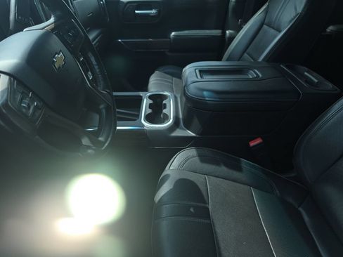 Used 2020 Chevrolet Silverado 1500 High Country AWD/4WD image 7