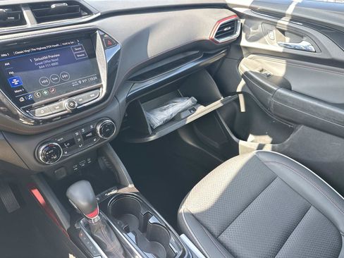 Certified 2023 Chevrolet TrailBlazer RS w/ Convenience Package AWD/4WD image 32