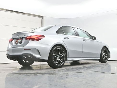 Used 2020 Mercedes-Benz A 220 4MATIC image 36