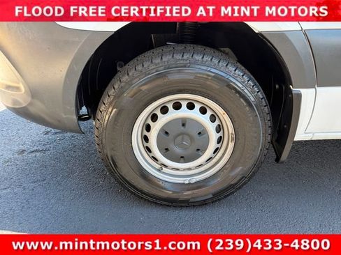 Used 2019 Mercedes-Benz Sprinter 2500 image 39