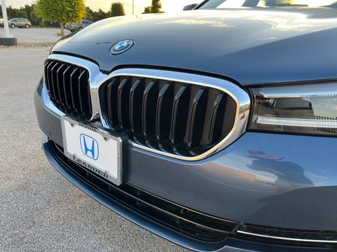 Used 2023 BMW 530e xDrive w/ Premium Package AWD/4WD image 15