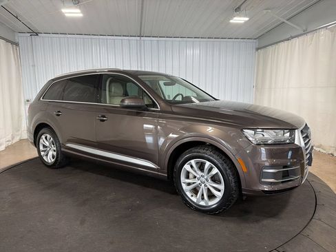 Used 2017 Audi Q7 3.0T Premium Plus AWD/4WD image 11