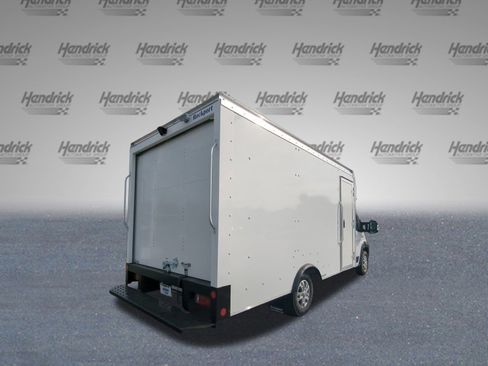 New 2024 RAM ProMaster 3500 w/ Quick Order Package 22G SLT image 9