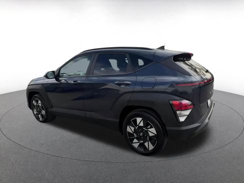 Used 2025 Hyundai Kona SEL image 10
