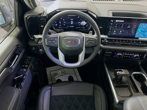New 2026 GMC Sierra 1500 Elevation w/ Elevation Premium Package AWD/4WD image 18