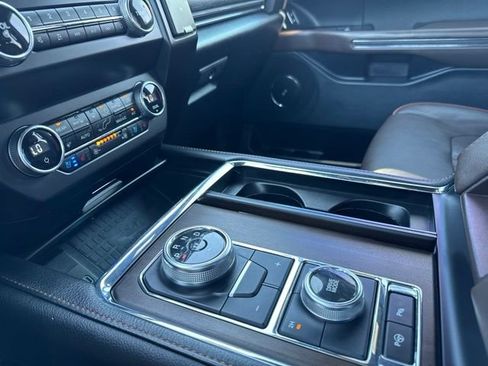 Used 2020 Ford Expedition King Ranch AWD/4WD image 20