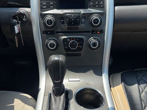 Used 2013 Ford Edge SE FWD image 16