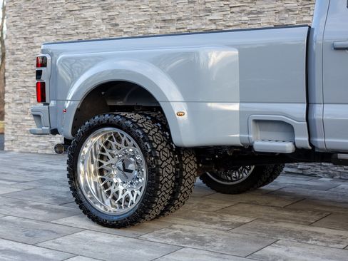 Used 2025 Ford F450 Platinum image 10