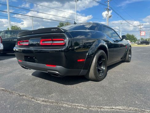 Used 2018 Dodge Challenger SRT Demon RWD image 11