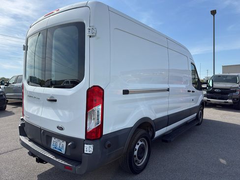 Used 2017 Ford Transit 250 148 Medium Roof image 5