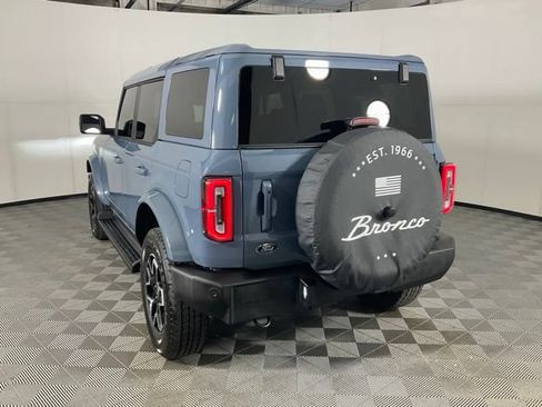 Used 2025 Ford Bronco Outer Banks AWD/4WD image 4