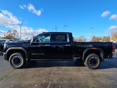 New 2026 GMC Sierra 3500 Denali Ultimate AWD/4WD image 8