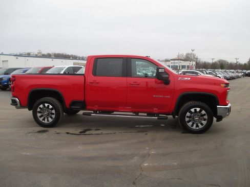 Certified 2024 Chevrolet Silverado 2500 LT image 4