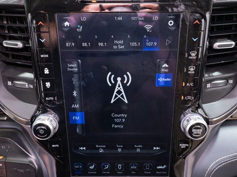 Used 2021 RAM 2500 Limited AWD/4WD image 21