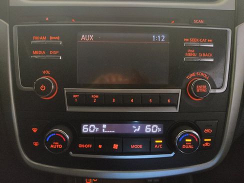 Used 2017 Nissan Altima 2.5 SV FWD image 25