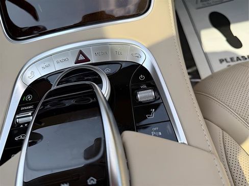 Used 2019 Mercedes-Benz S 560 4MATIC Sedan image 55