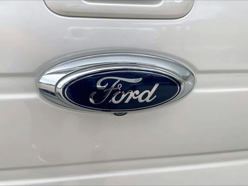 Used 2012 Ford F150 Lariat w/ Lariat Chrome Pkg image 29