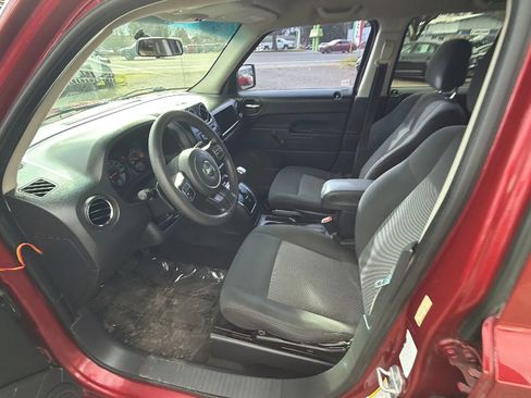 Used 2015 Jeep Patriot Sport AWD/4WD image 9