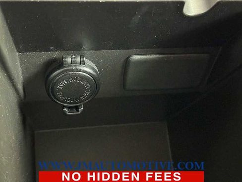 Used 2022 Subaru Crosstrek 2.0i Premium image 40